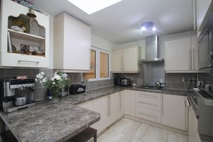 Photo 17- click for photo gallery